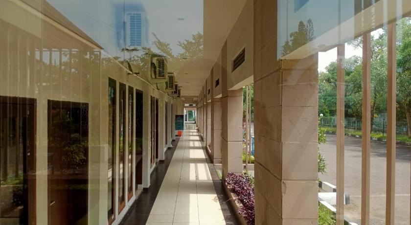 Oyo 90102 Edotel Hotel By Dbest Hospitality باندونج المظهر الخارجي الصورة