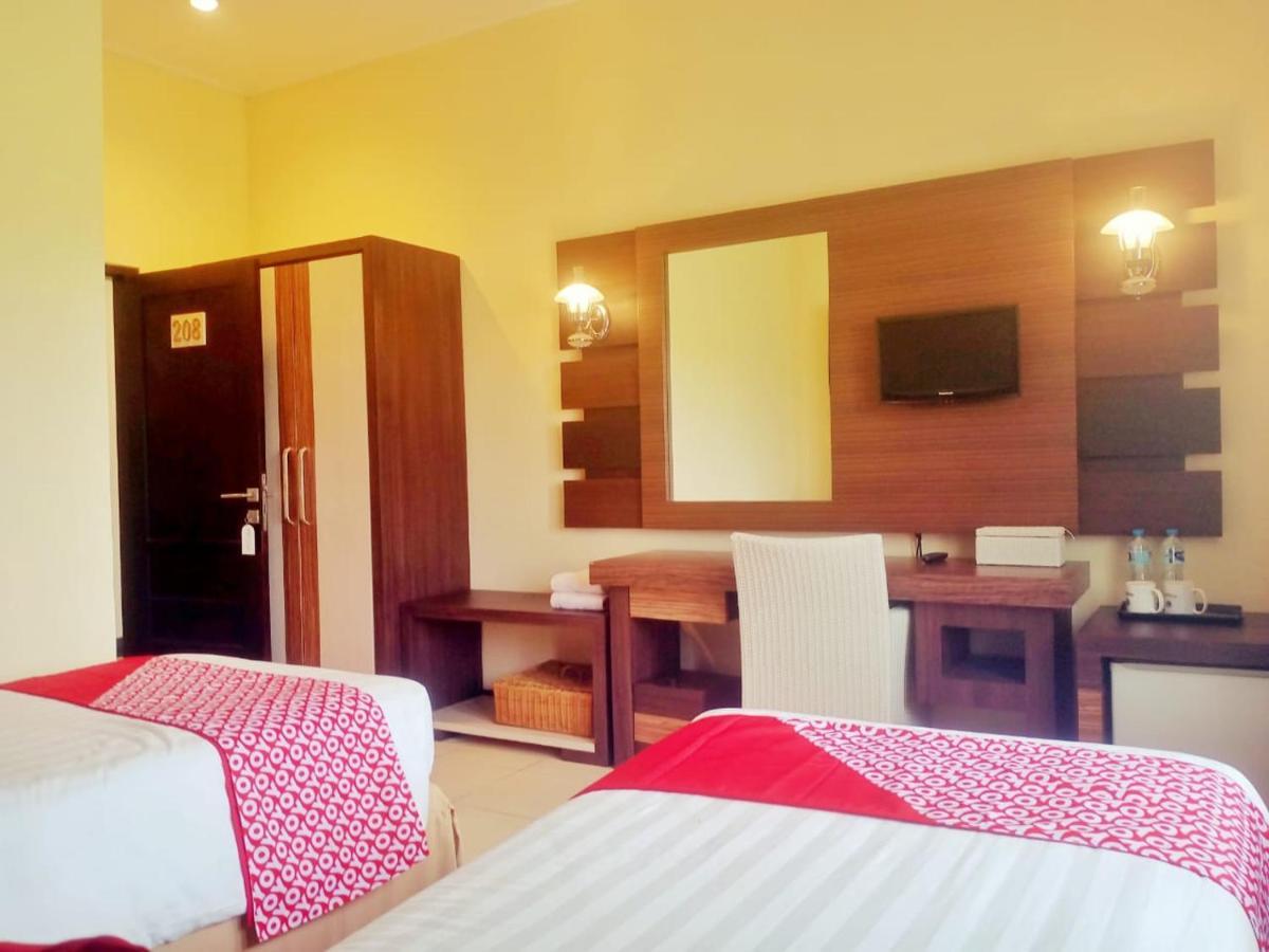 Oyo 90102 Edotel Hotel By Dbest Hospitality باندونج المظهر الخارجي الصورة