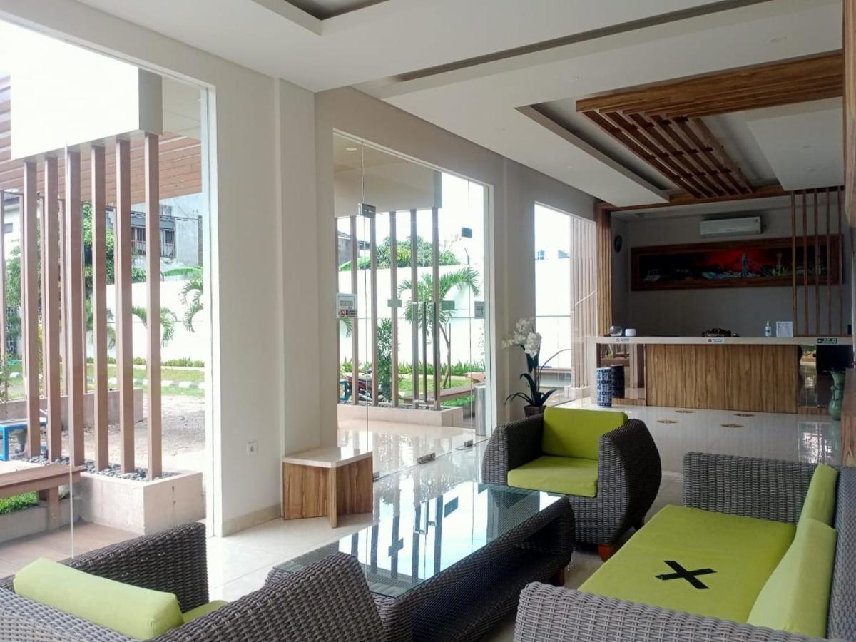 Oyo 90102 Edotel Hotel By Dbest Hospitality باندونج المظهر الخارجي الصورة
