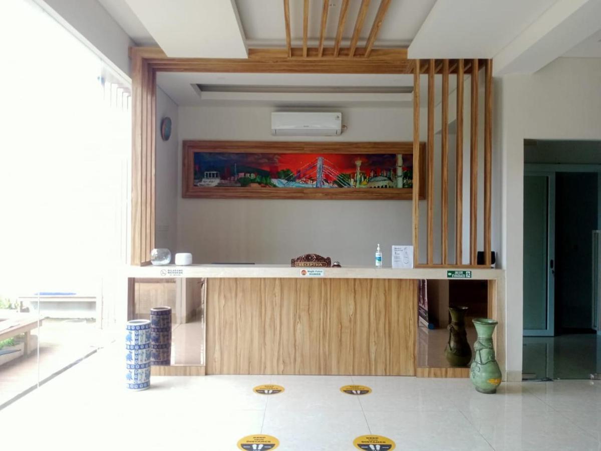 Oyo 90102 Edotel Hotel By Dbest Hospitality باندونج المظهر الخارجي الصورة